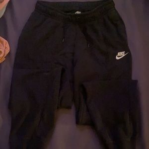 nikes sweat pants, color black